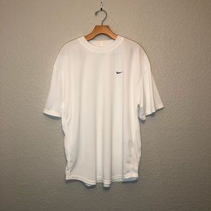 Nike Fit Dry Men’s White Short Sleeve Shirt Large